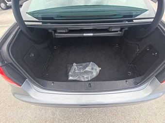 2014 Mercedes-Benz E 350 4MATIC Sedan - miniatura 16
