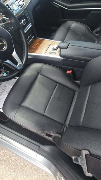 2014 Mercedes-Benz E 350 4MATIC Sedan - miniatura 18