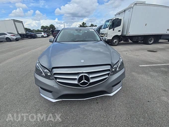 2014 Mercedes-Benz E 350 4MATIC Sedan - miniatura 2