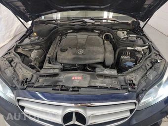 2014 Mercedes-Benz E 350 4MATIC Sedan – miniatura 15