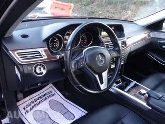 2014 Mercedes-Benz E 350 4MATIC Sedan – miniatura 30