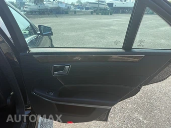 2014 Mercedes-Benz E 350 4MATIC Sedan – miniatura 22