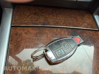 2014 Mercedes-Benz E 350 4MATIC Sedan – miniatura 40