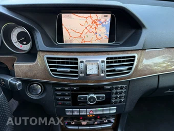 2014 Mercedes-Benz E 350 4MATIC Sedan – miniatura 9