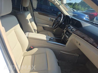 2014 Mercedes-Benz E 350 4MATIC Sedan – miniatura 8