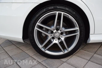 2014 Mercedes-Benz E 350 4MATIC Sedan – miniatura 119