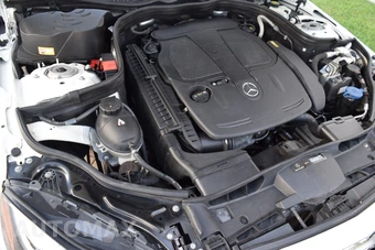 2014 Mercedes-Benz E 350 4MATIC Sedan – miniatura 124