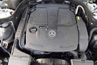 2014 Mercedes-Benz E 350 4MATIC Sedan – miniatura 126