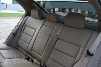 2014 Mercedes-Benz E 350 4MATIC Sedan – miniatura 56