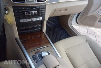 2014 Mercedes-Benz E 350 4MATIC Sedan – miniatura 79