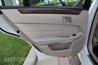 2014 Mercedes-Benz E 350 4MATIC Sedan – miniatura 97