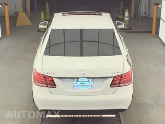 2014 Mercedes-Benz E 350 4MATIC Sedan – miniatura 5