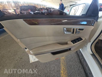 2014 Mercedes-Benz E 350 4MATIC Sedan – miniatura 9