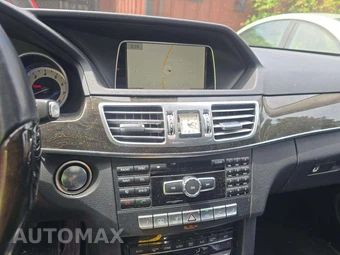 2014 Mercedes-Benz E 350 4MATIC Sedan - miniatura 10