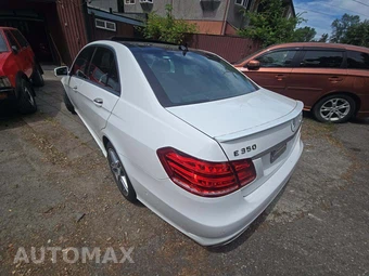 2014 Mercedes-Benz E 350 4MATIC Sedan - miniatura 2