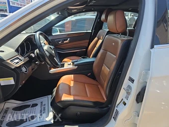 2014 Mercedes-Benz E 350 4MATIC Sedan – miniatura 13