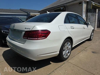 2014 Mercedes-Benz E 350 4MATIC Sedan – miniatura 4