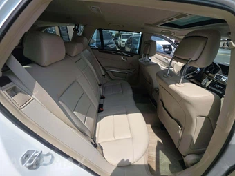 2014 Mercedes-Benz E 350 4MATIC Wagon - miniatura 17