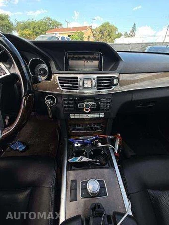 2014 Mercedes-Benz E 350 Sedan – miniatura 11
