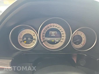 2014 Mercedes-Benz E 350 Sedan – miniatura 9
