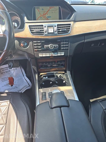 2014 Mercedes-Benz E 350 Sedan – miniatura 11