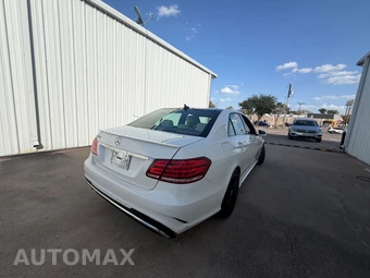 2014 Mercedes-Benz E 350 Sedan - miniatura 13