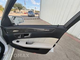 2014 Mercedes-Benz E 350 Sedan - miniatura 41