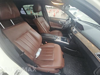 2014 Mercedes-Benz E 350 Sedan – miniatura 8