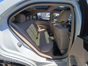 2014 Mercedes-Benz E 350 Sedan – miniatura 16
