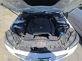 2014 Mercedes-Benz E 350 Sedan – miniatura 26