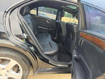 2014 Mercedes-Benz E 350 Sedan – miniatura 13