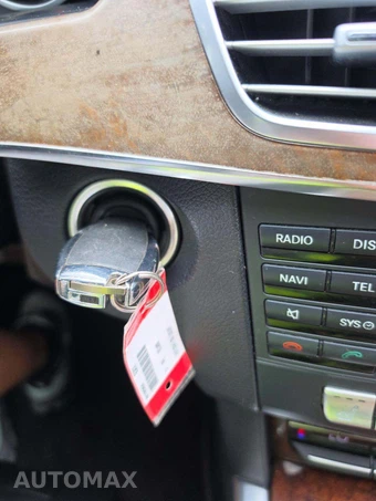 2014 Mercedes-Benz E 350 Sedan – miniatura 5