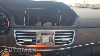 2014 Mercedes-Benz E 350 Sedan – miniatura 20