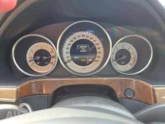 2014 Mercedes-Benz E 350 Sedan – miniatura 9