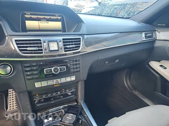 2014 Mercedes-Benz E 350 Sedan – miniatura 11