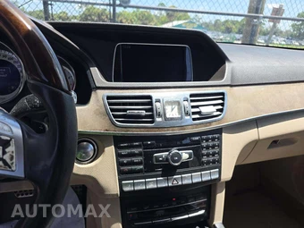 2014 Mercedes-Benz E 350 Sedan – miniatura 10