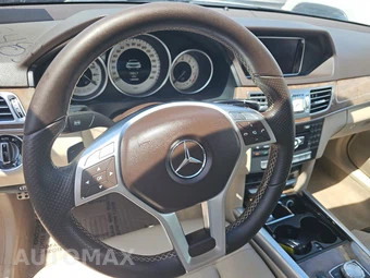2014 Mercedes-Benz E 350 Sedan – miniatura 10