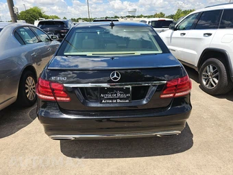 2014 Mercedes-Benz E 350 Sedan – miniatura 5