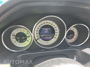 2014 Mercedes-Benz E 550 4MATIC Sedan - miniatura 12
