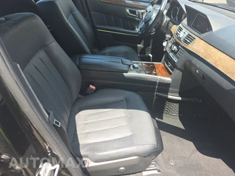2014 Mercedes-Benz E 550 4MATIC Sedan - miniatura 8