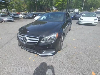 2014 Mercedes-Benz E 550 4MATIC Sedan