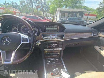 2014 Mercedes-Benz E 550 4MATIC Sedan - miniatura 11