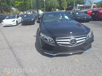 2014 Mercedes-Benz E 550 4MATIC Sedan - miniatura 2