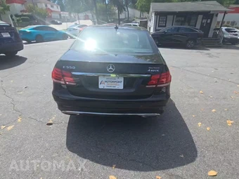 2014 Mercedes-Benz E 550 4MATIC Sedan - miniatura 4