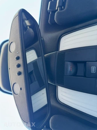 2014 Mercedes-Benz E 550 4MATIC Sedan - miniatura 18
