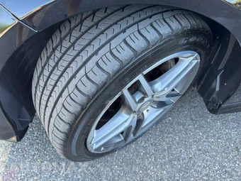 2014 Mercedes-Benz E 550 4MATIC Sedan - miniatura 34
