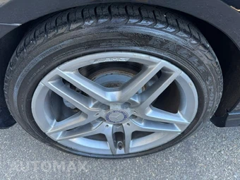 2014 Mercedes-Benz E 550 4MATIC Sedan - miniatura 35