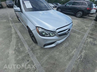 2014 Mercedes-Benz E 63 AMG 4MATIC Sedan - miniatura 22