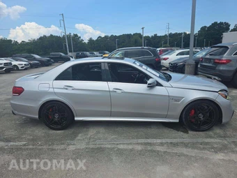2014 Mercedes-Benz E 63 AMG 4MATIC Sedan - miniatura 4