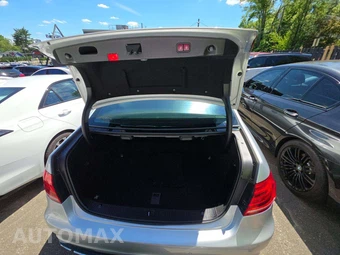 2014 Mercedes-Benz E 63 AMG 4MATIC Sedan - miniatura 14